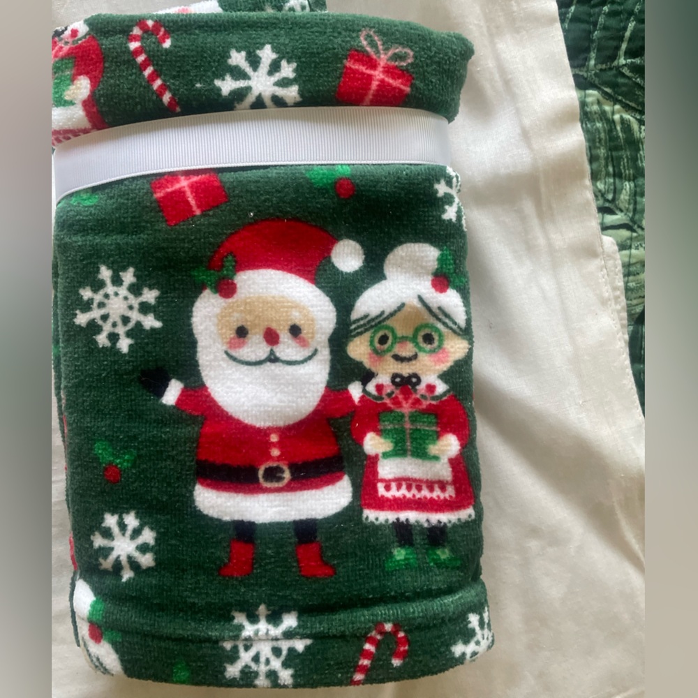 Deborah Connolly Designs Christmas Hand Towel set of 2
